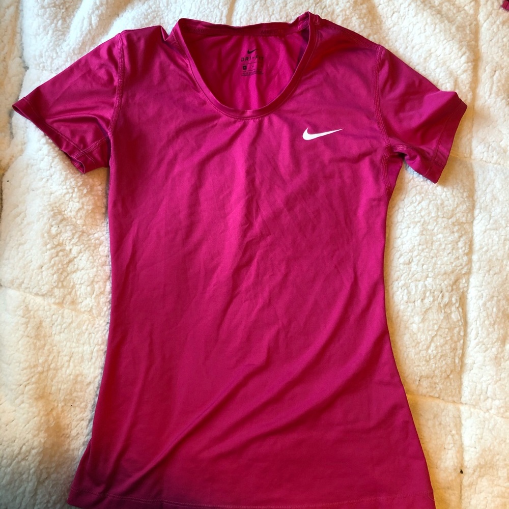 Nike Dri Fit T-Shirt